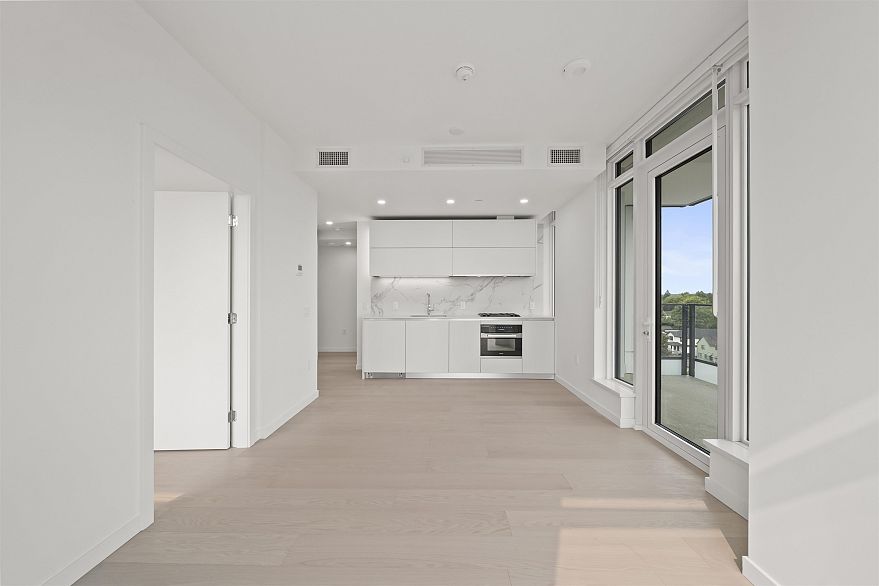 702 8415 Granville Street