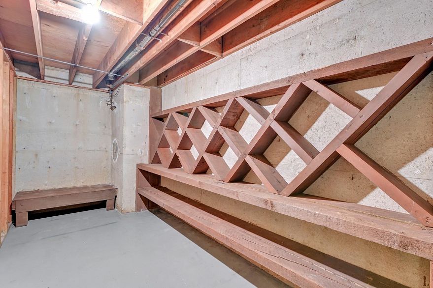 4290 Salish Drive