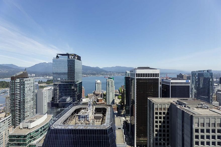 4304 1111 Alberni Street