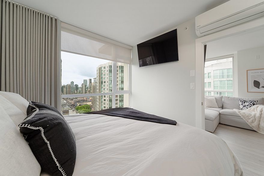 1908 821 Cambie Street
