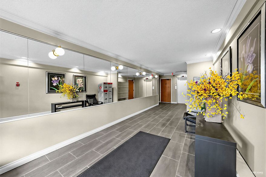 201 8680 Fremlin Street