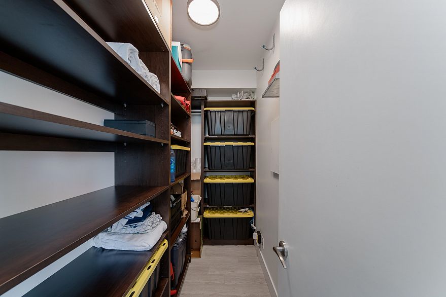 1908 821 Cambie Street
