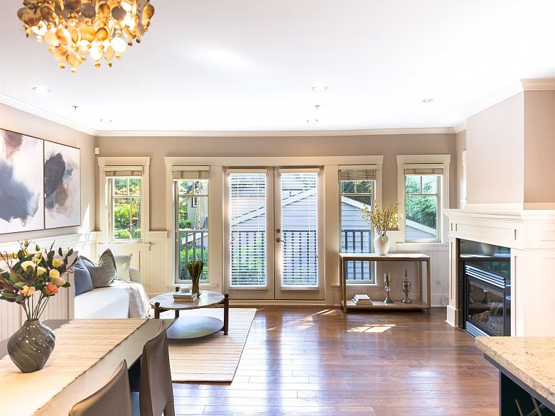 208 W 13th Avenue