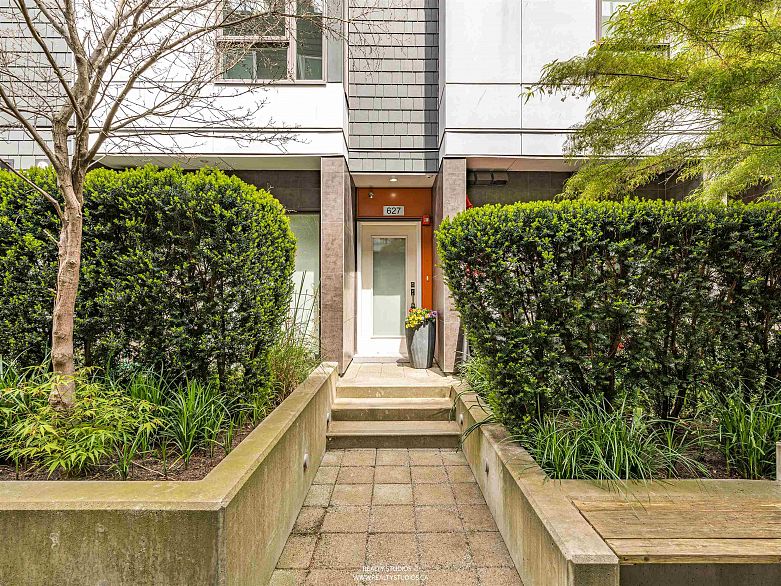 627 Victoria Drive