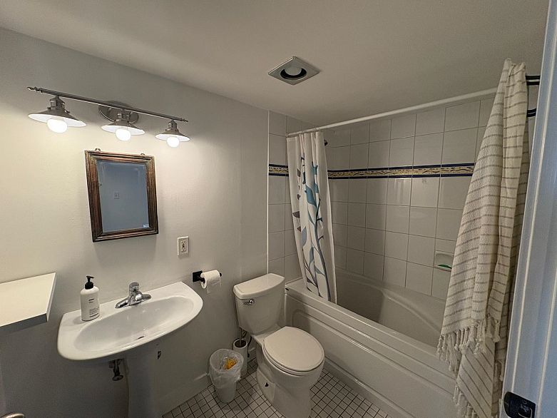 784 Millbank