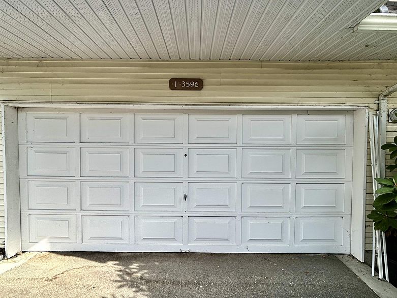1 3596 Whitney Place