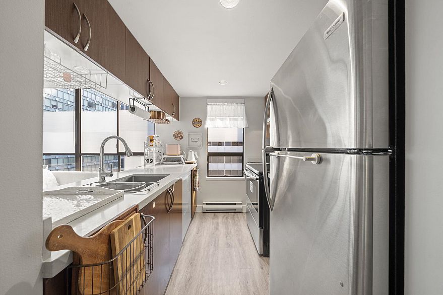 1506 1060 Alberni Street
