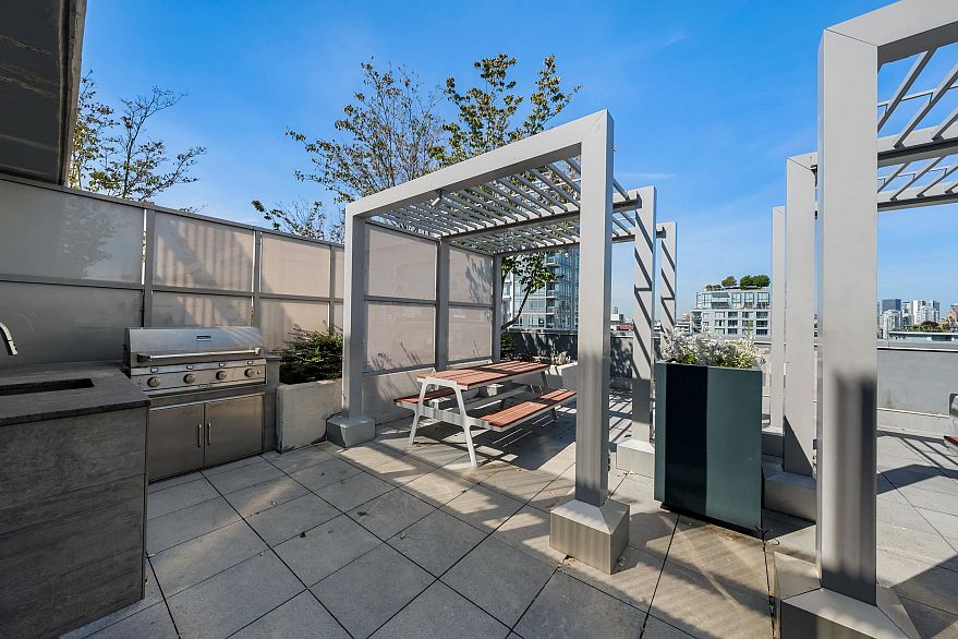 134 E 1st Avenue