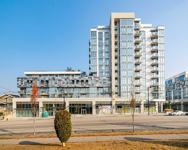 204 2435 Kingsway