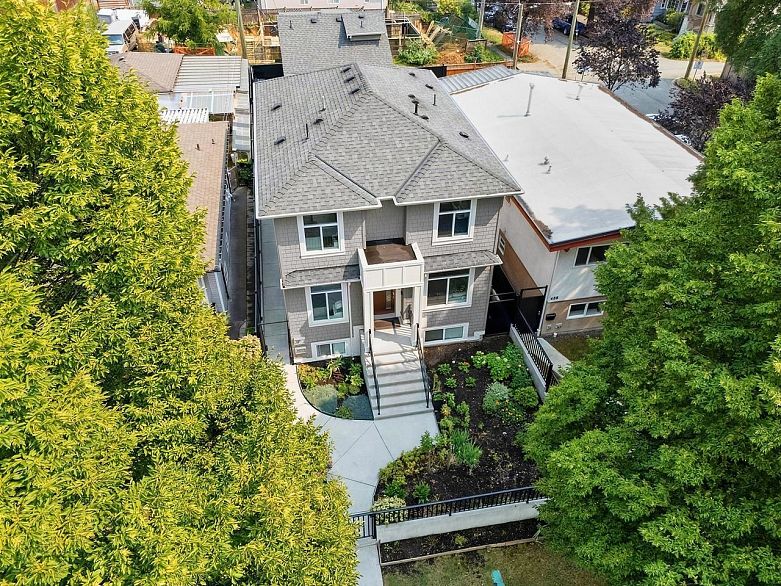 636 Cassiar Street