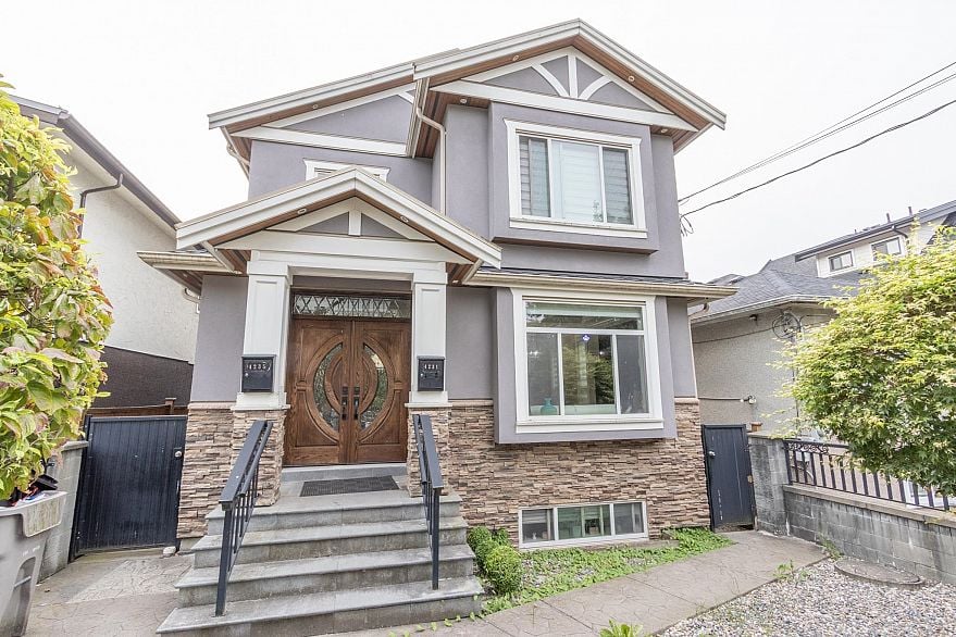 4231 BRANT STREET, Vancouver BC V5N 5B5