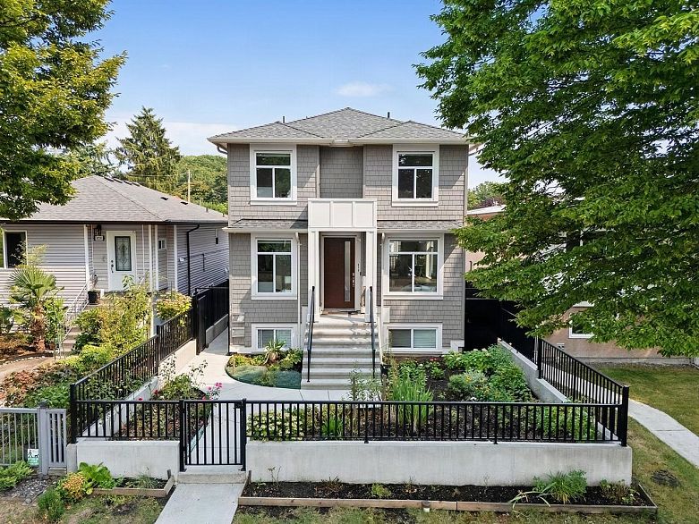 636 Cassiar Street