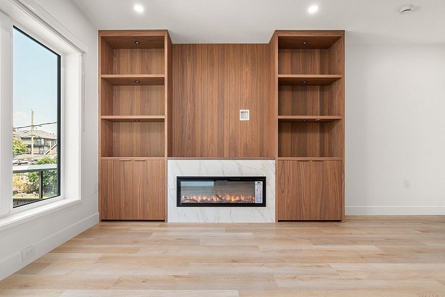 SL 3 2333 E 54th Avenue