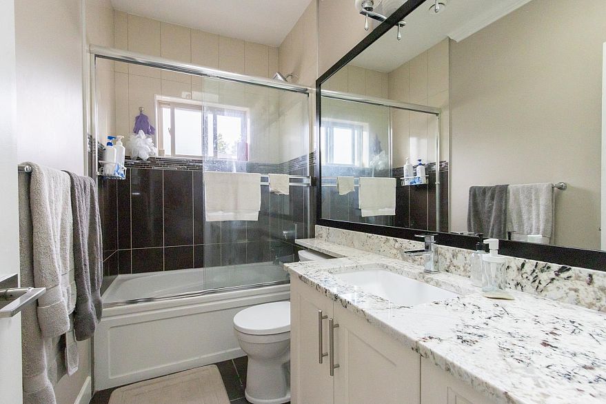 4231 BRANT STREET, Vancouver BC V5N 5B5
