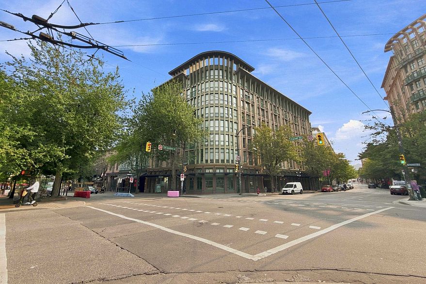 311 1 E Cordova Street