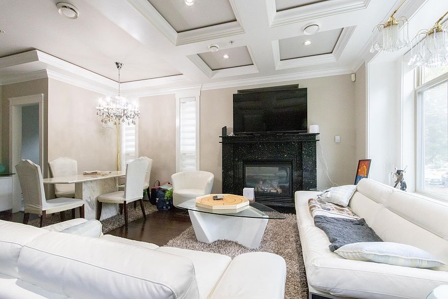 4231 BRANT STREET, Vancouver BC V5N 5B5