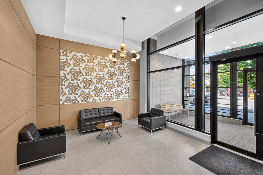 707 238 W Broadway