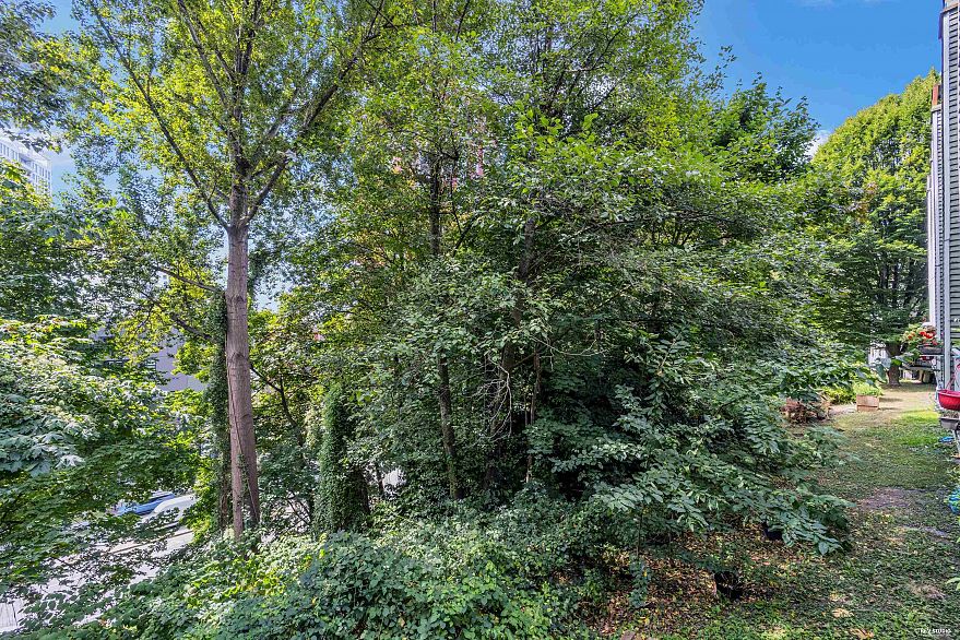 3396 Cobblestone Avenue