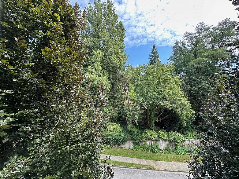 715 1445 Marpole Avenue