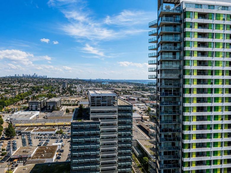 2907 8189 Cambie Street