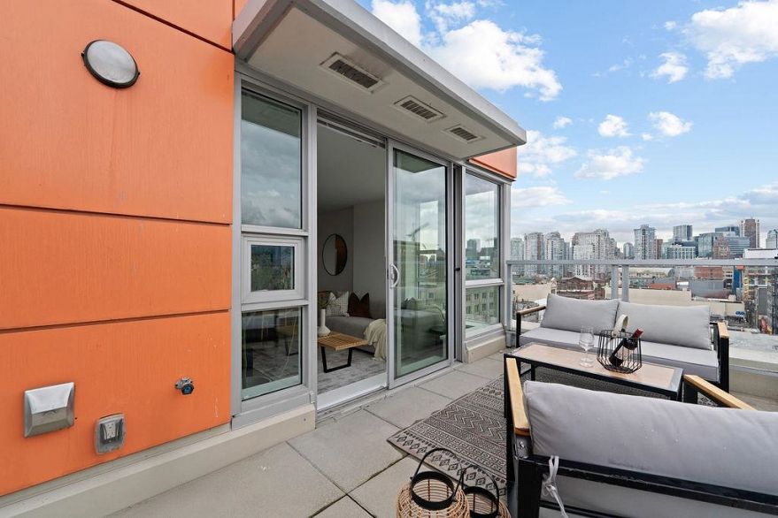231 E Pender Street
