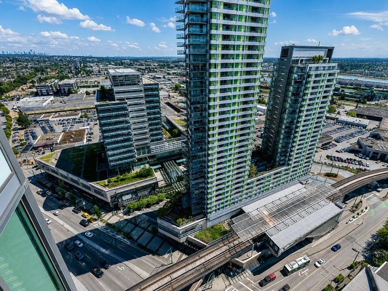 2907 8189 Cambie Street