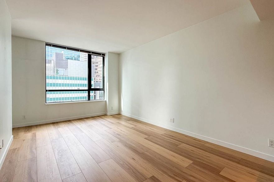 1904 788 RICHARDS STREET, Vancouver BC V6B 3A4