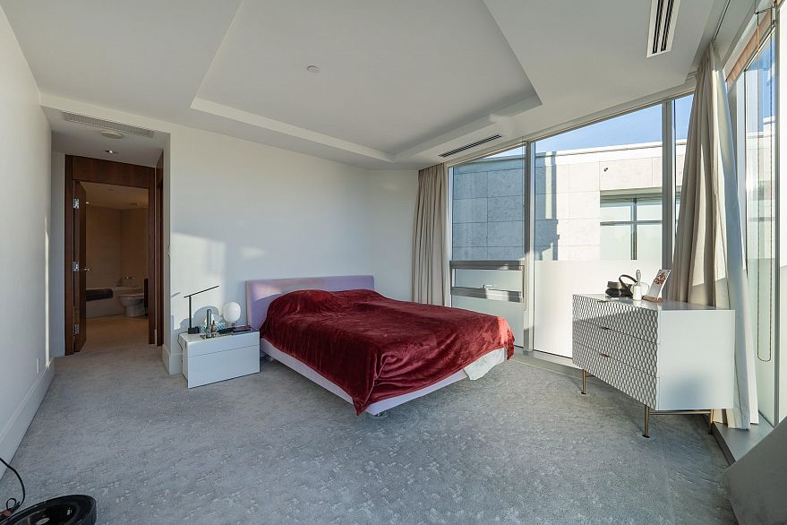 306 1560 Homer Mews