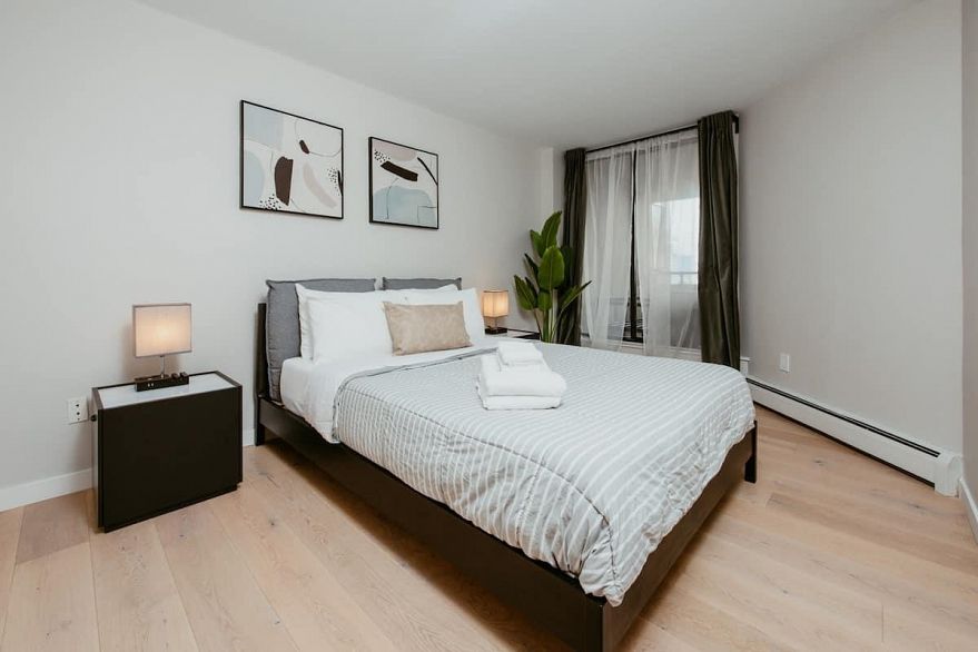 407 1455 ROBSON STREET, Vancouver BC V6G 1C1