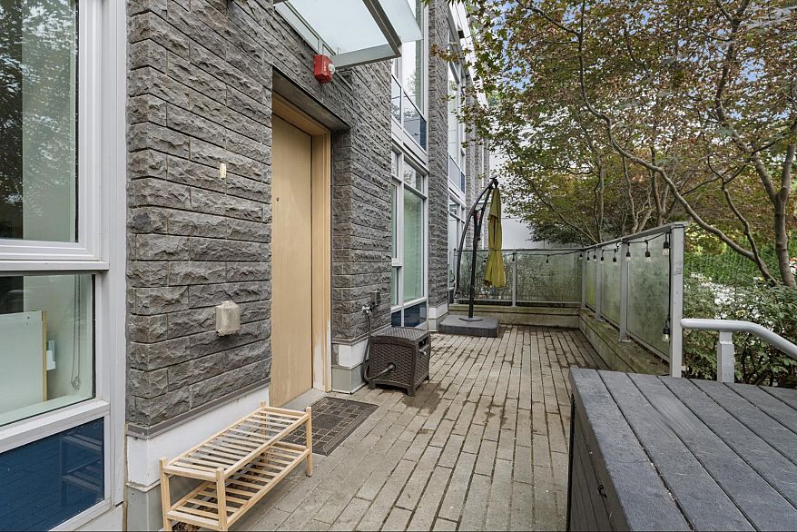 TH112 3565 Sawmill Crescent