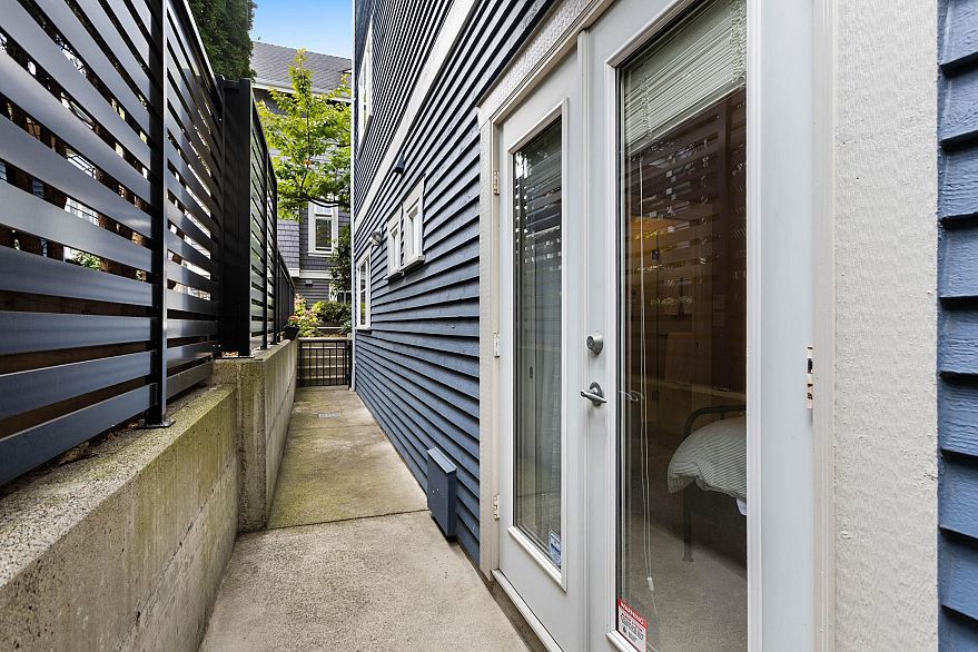 158 W 14th Avenue
