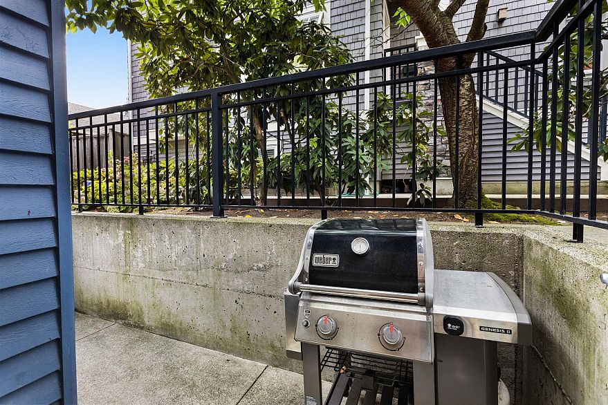 158 W 14th Avenue