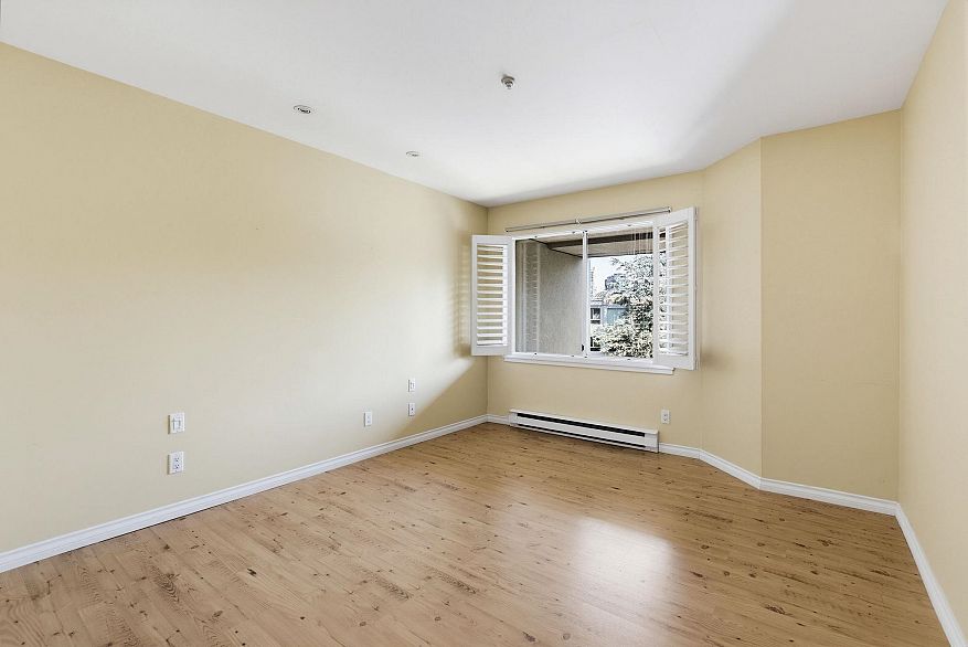 406 525 Wheelhouse Square