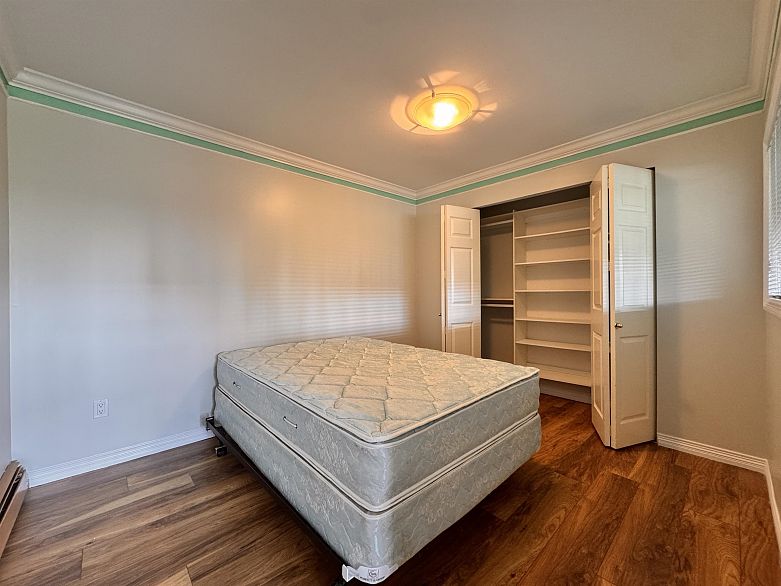 Lower 120 SPRINGER AVENUE, Burnaby BC V5B 3K3