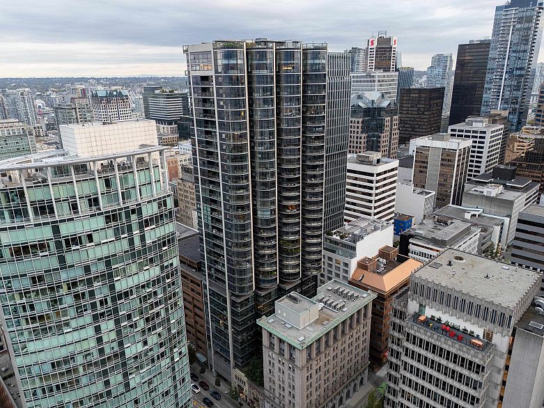 2604 838 W Hastings Street