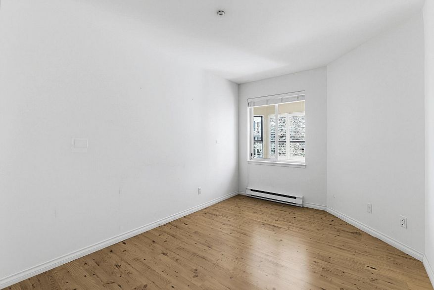 406 525 Wheelhouse Square