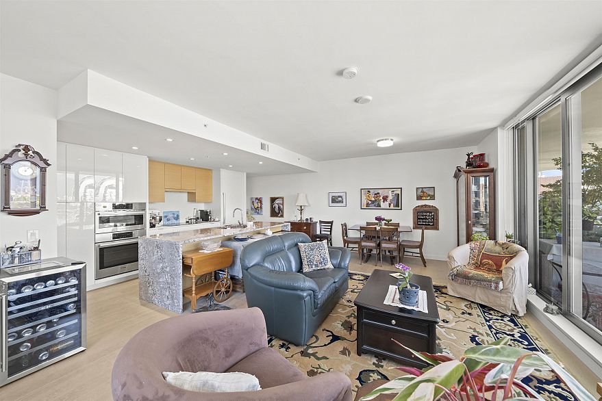 806 1678 Pullman Porter Street