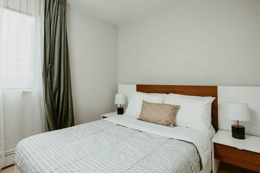 407 1455 ROBSON STREET, Vancouver BC V6G 1C1