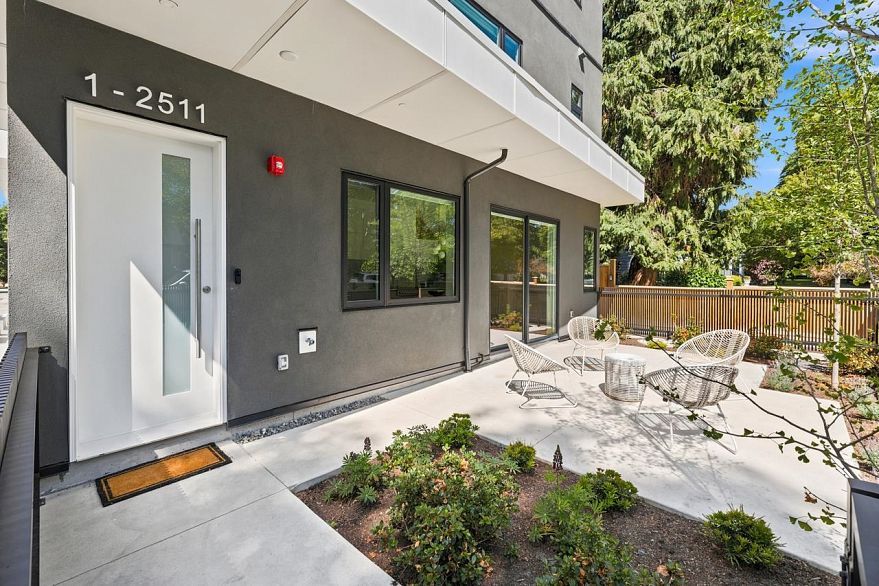 1 2511 Kitchener Street