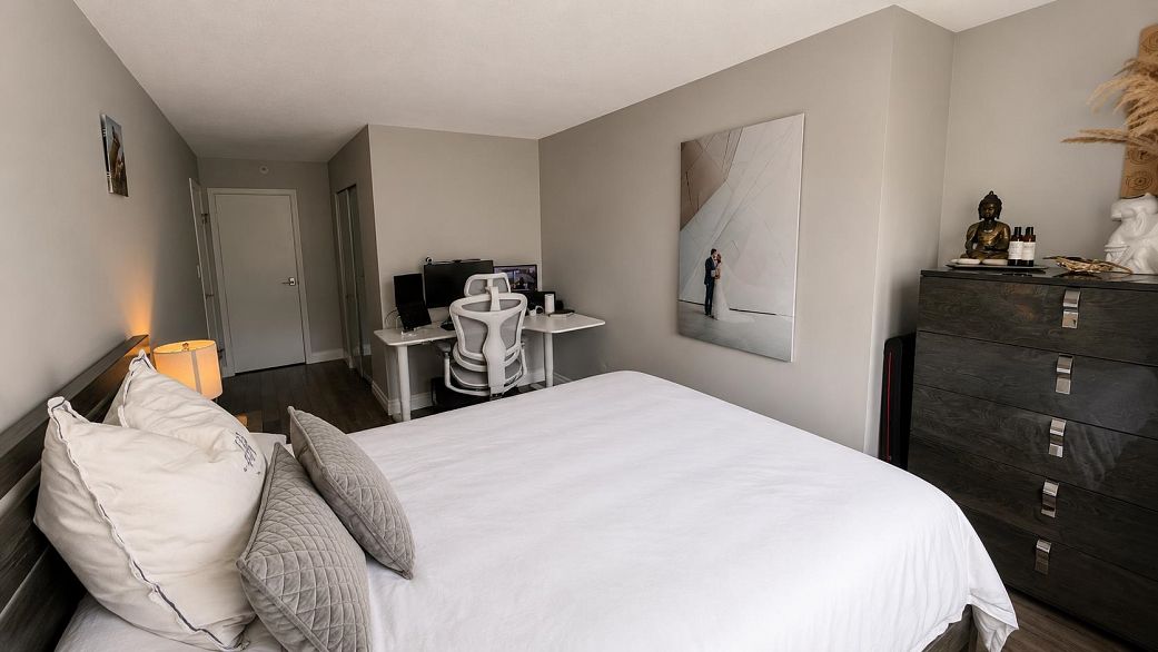 608 1228 Marinaside Crescent Street