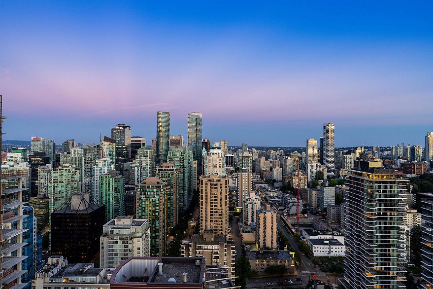 PH2 1568 Alberni Street