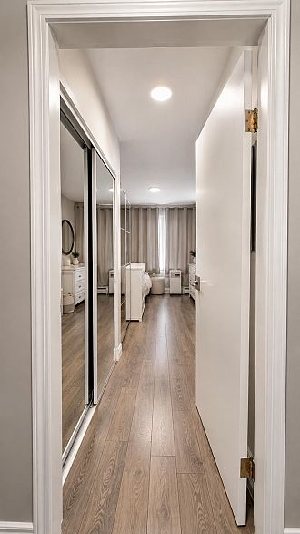 608 1228 Marinaside Crescent Street