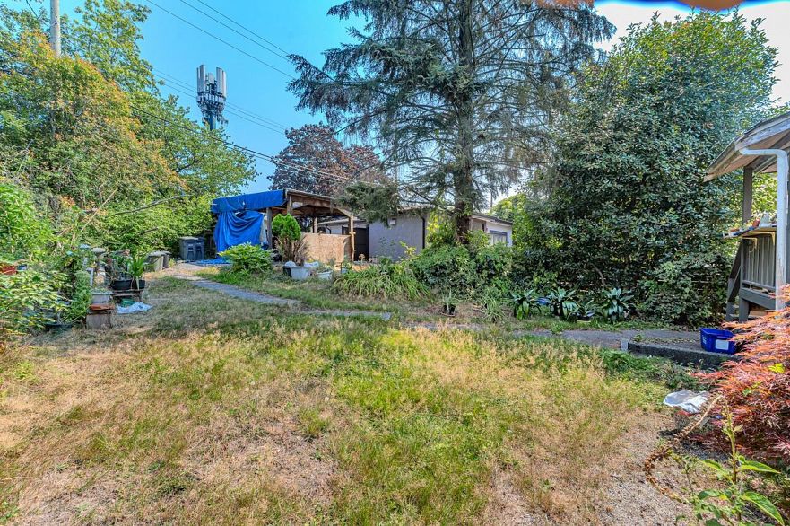 3026 Garden Drive