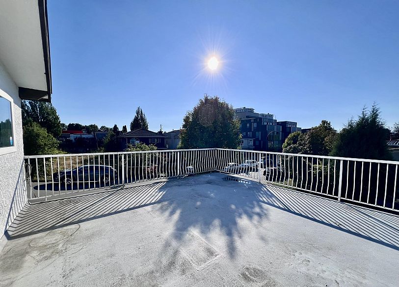 4695 Nanaimo Street