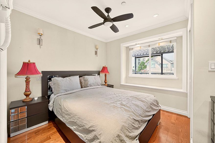 5009 Payne Street
