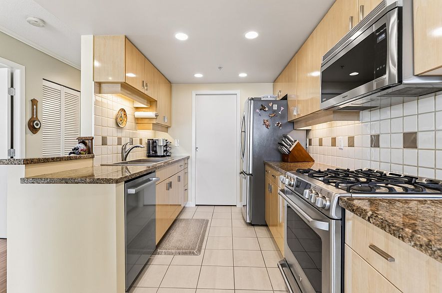 3607 1033 Marinaside Crescent