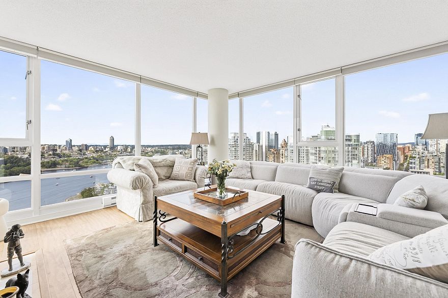 3607 1033 Marinaside Crescent