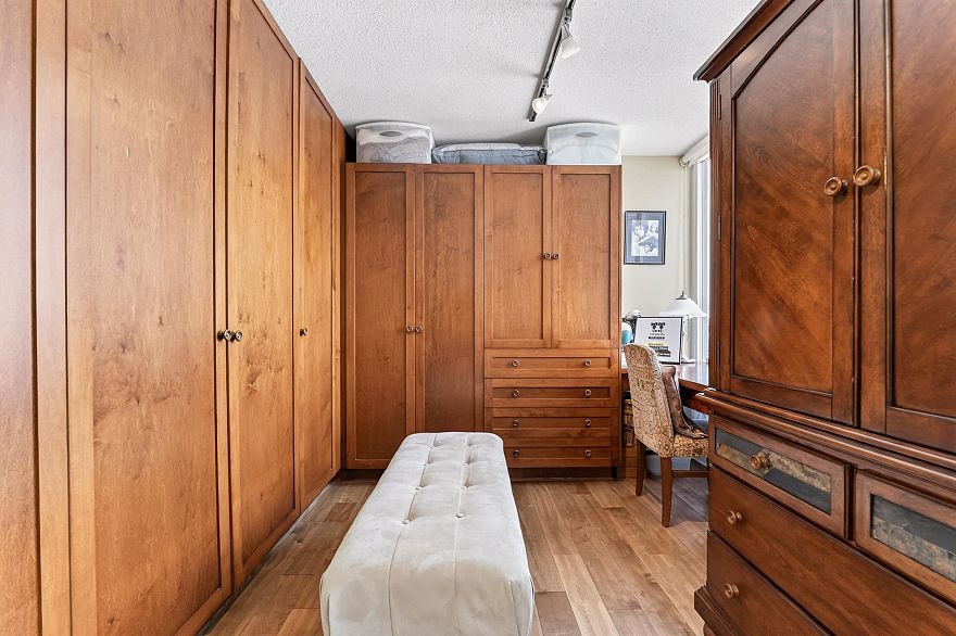 3607 1033 Marinaside Crescent