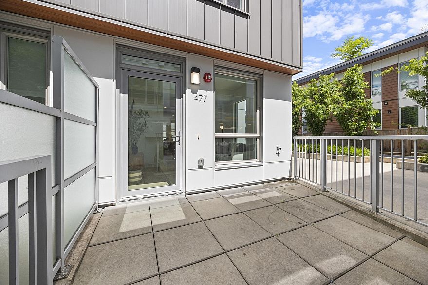 477 W King Edward Avenue