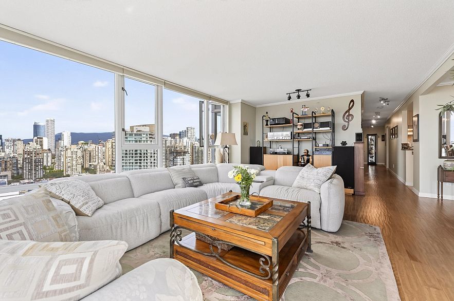 3607 1033 Marinaside Crescent